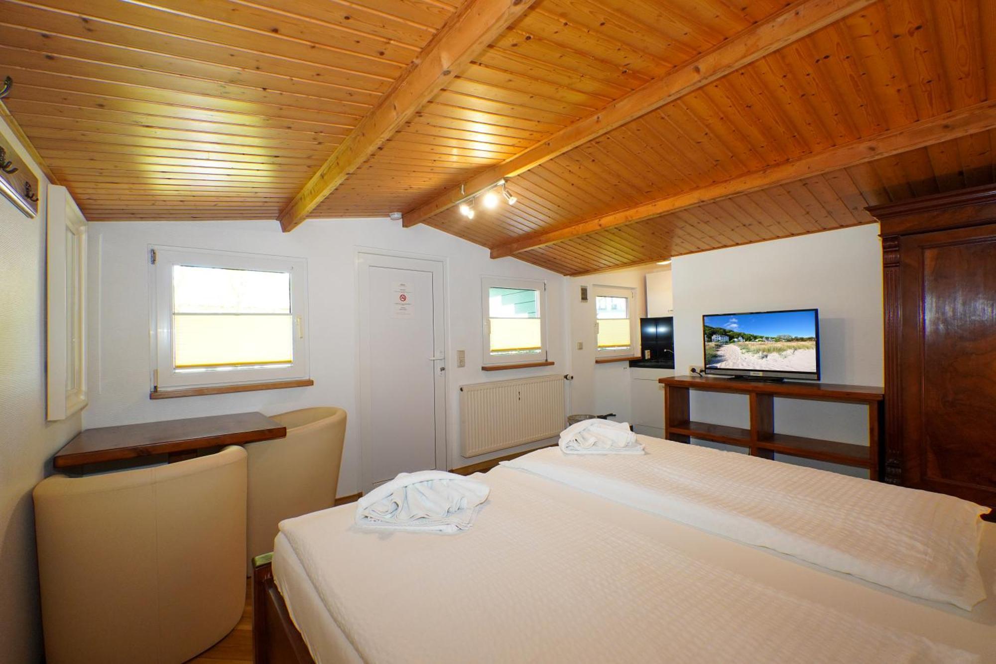 Pension Middel Binz Esterno foto